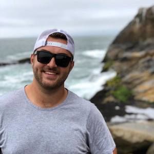 Meet your Posher, Travis